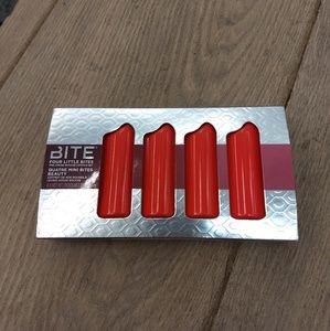 NIB Bite Four Little Bites (2018)